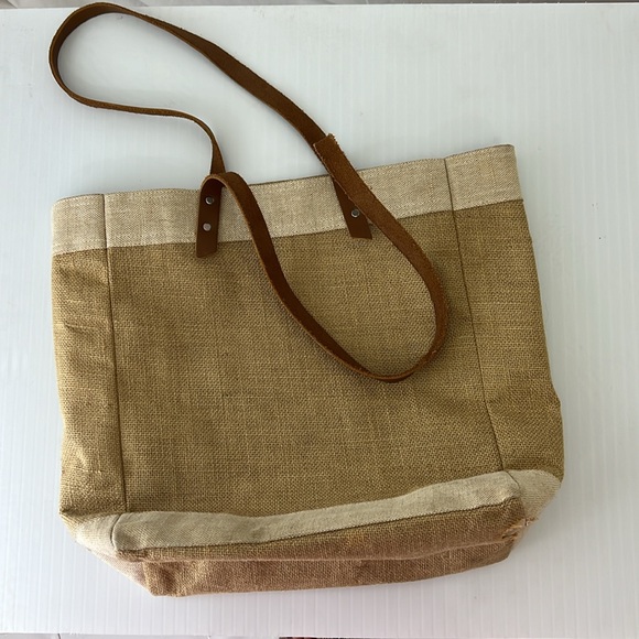 Apolis market tote with long handle in natural - Picture 2 of 6